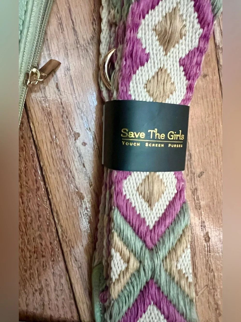 Save the Girls Clip & Go Strap w/ Zippered Pouch NWT Sage green - Picture 4 of 11